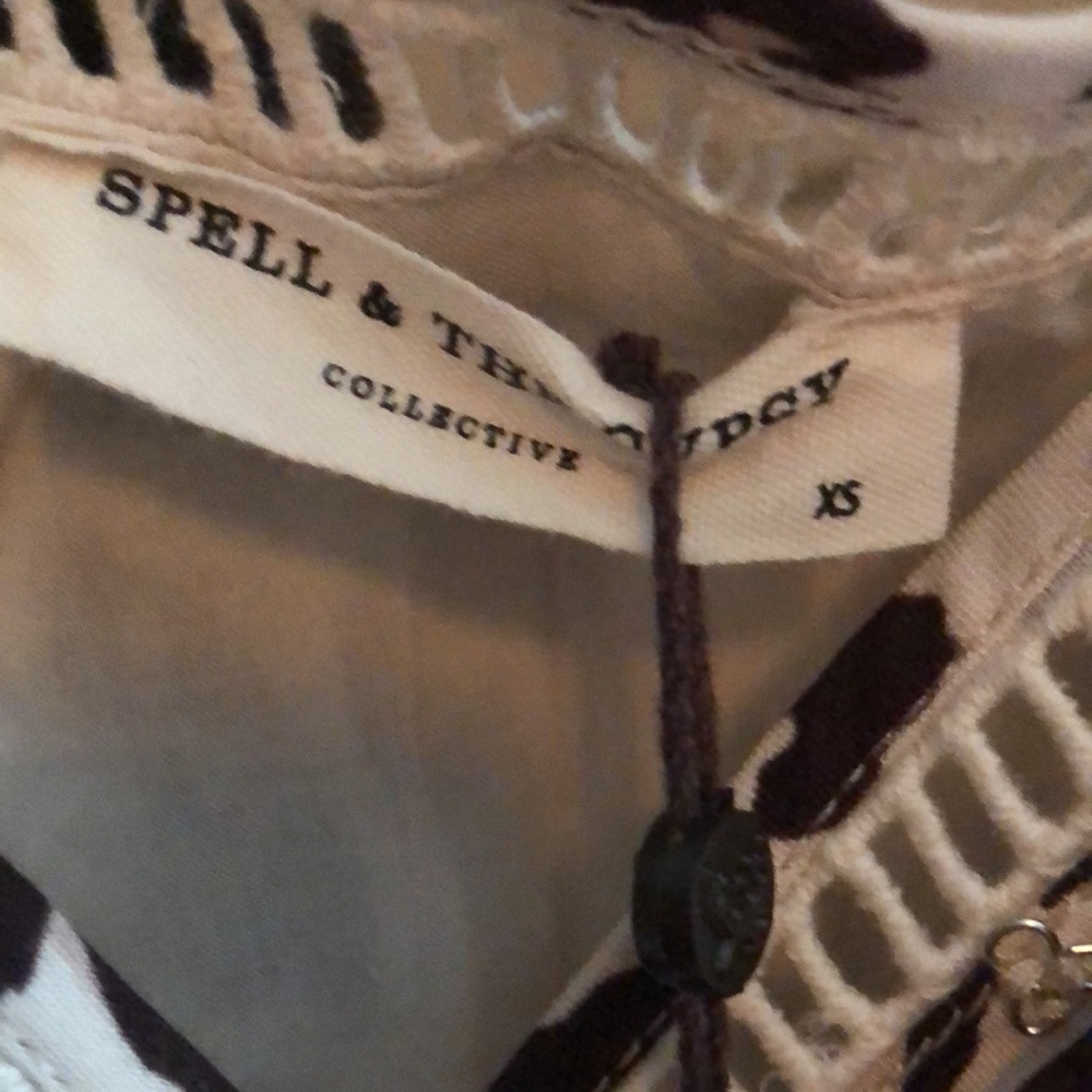 Spell & the Gypsy Collective Jumpsuit size XS New! - Picture 8 of 16